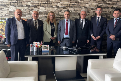 DEVA PARTİSİ YETKİLİLERİ ŞEHRİN NABZI GAZETESİ’NDE AKSARAY’IN SORUNLARINI DEĞERLENDİRDİ
