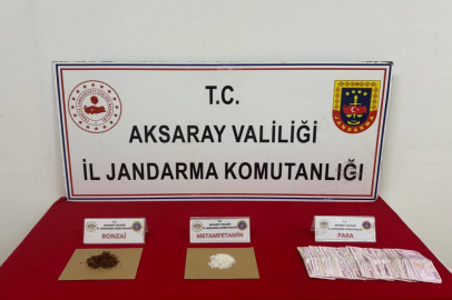 AKSARAY’DA UYUŞTURUCU OPERASYONU: SUÇ MAKİNESİ ZEHİR TACİRİ TUTUKLANDI