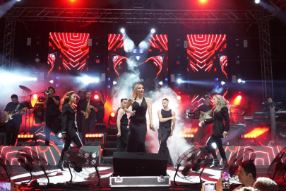 Vista Prime’da Bir İlk: İnşaat Alanında Binlerce Kişi İrem Derici Konserinde Buluştu