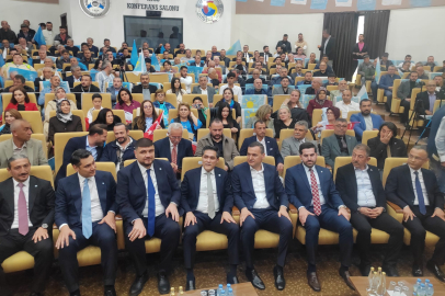 İYİ Parti Aksaray İl Kongresi’nde Sercan Belgemen Yeniden Başkan Seçildi