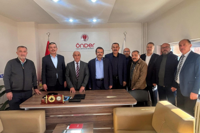 AK PARTİ HEYETİNDEN SİVİL TOPLUM KURULUŞLARINA ZİYARET TURU