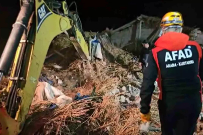 AKSARAY’DA MANDIRA ÇÖKTÜ: 20 KÜÇÜKBAŞ HAYVAN TELEF OLDU