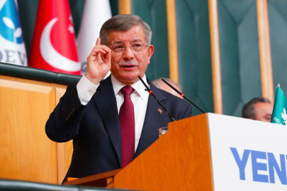 Ankara Kulislerini Hareketlendiren İddia: Ahmet Davutoğlu Siyaseti Bırakıyor Mu?