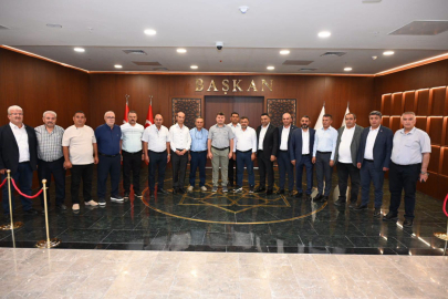 STK TEMSİLCİLERİNDEN YENİ BELEDİYE HİZMET BİNASINA TAM NOT