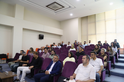 ASÜ’de iletişim temsilcilerine yönelik eğitim programı düzenlendi