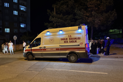 Parkta bıçaklı kavga: 3 genç yaralandı