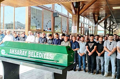 Aksaray’da 5. kattan düşen 18 yaşındaki genç kız son yolculuğuna uğurlandı