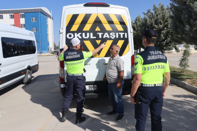 Aksaray’da Okul Servislerine Sıkı Denetim: Jandarma Ekipleri Sahada