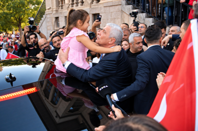 Dervişoğlu Aksaray’da vatandaşlarla buluştu