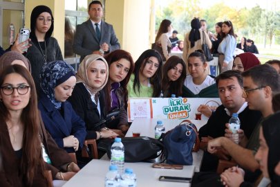 ASÜ Kampüsünde Bir İlk: “Çaylar Bizden, Sohbet Sizden” Buluşması