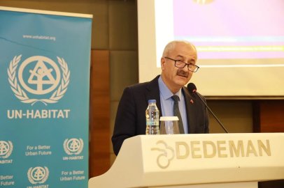 Gebze'de Başkan Büyükgöz, 'Sürdürülebilir Kentler'de görüşlerini paylaştı